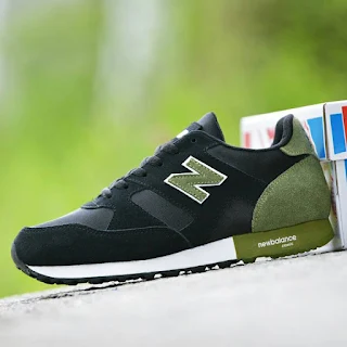 New Balance Classic GO Hitam Hijau 