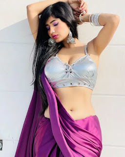 Neha Singh Hot Cleavage Photos