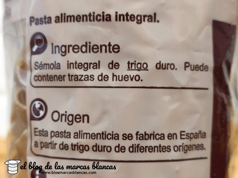 La sémola integral de trigo duro es el único ingrediente de los macarrones integrales Carrefour fabricados por Pastas Gallo.