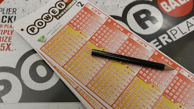 $425M Powerball: One winning ticket sold, in Calif.