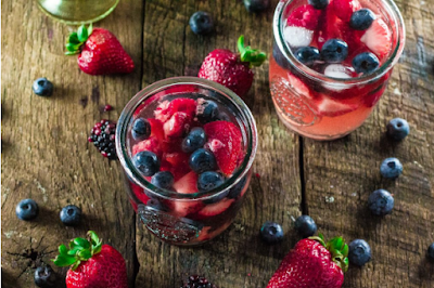  I made us a gigantic pitcher of Summer Berry Sangria to praise the way that we finally fo SUMMER BERRY SANGRIA  #cocktail