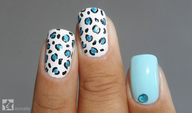 Unhas Decoradas - Oncinha Azul (Animal Print)