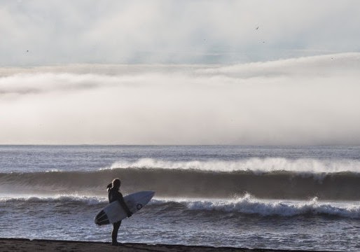 Tempat Surfing Paling Menantang