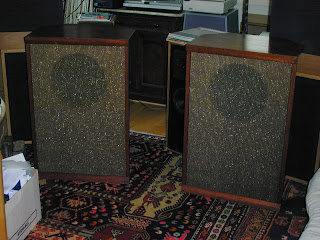 Corner Speaker Pair with ElectroVoice SP12B Drivers