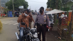 Polsek Tukdana Tindak 5 Warga Tidak Memakai Masker