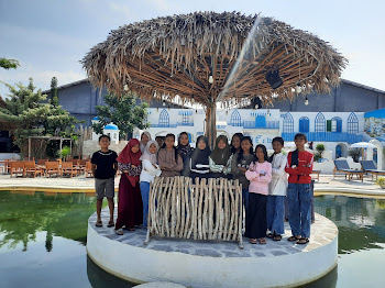 KESEMPATAN EMAS