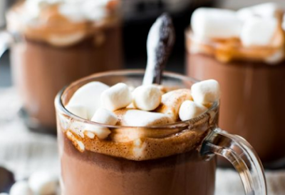 Slow Cooker Hot Chocolate #drink #hotchocolate #party #easy #recipes
