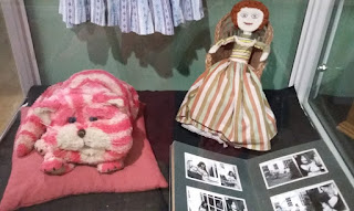 Characters from "Bagpuss".