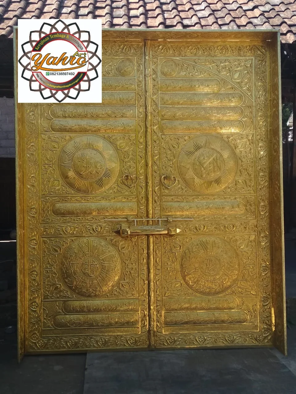Replika Pintu Kabah Kuningan 200 Cm X 250 Cm