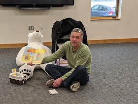 Jeff and Klondike at the Franklin Public Library