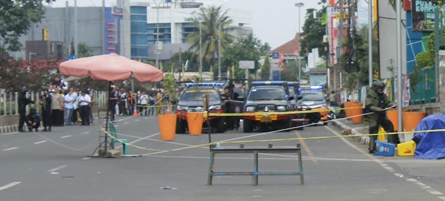 Diduga Bom, Tas Berisi Pakaian bikin Heboh Warga Depok