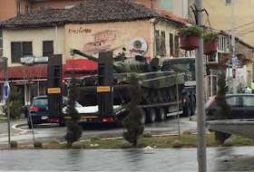 Σείεται η γη στο Πρέσεβο – Μετακινήσεις Σερβικών αρμάτων μάχης – Καλούν σε βοήθεια οι Αλβανοί