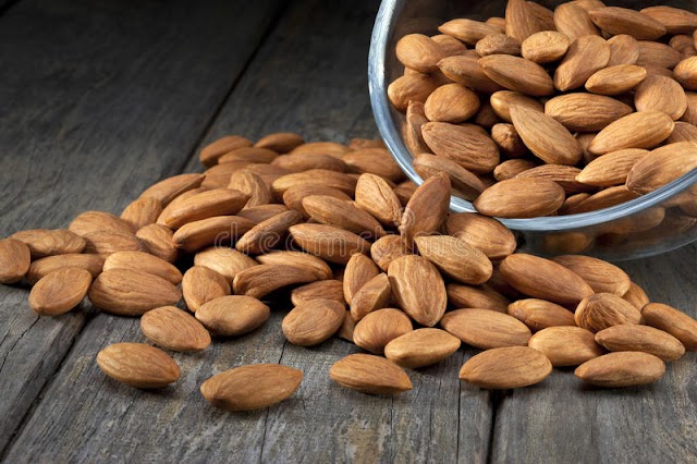  10 Amazing Health Benefits of Almonds