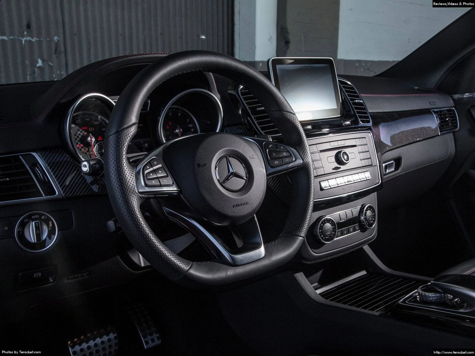 Hình ảnh xe ô tô Mercedes-Benz GLE450 AMG Coupe 2016 & nội ngoại thất