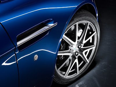 2011 Aston Martin V8 Vantage S Wheel