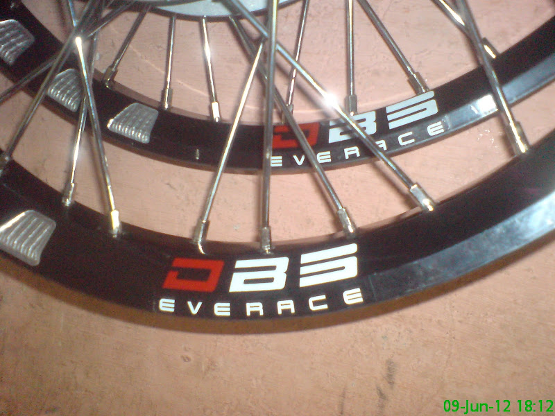 Velg DBS Black Untuk Mio title=