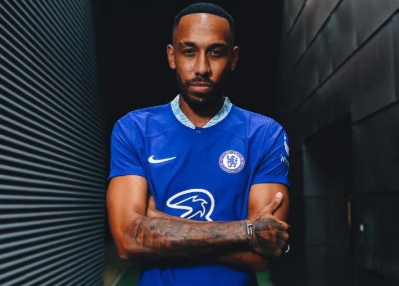 Chelsea sign Pierre-Emerick Aubameyang on two-year deal