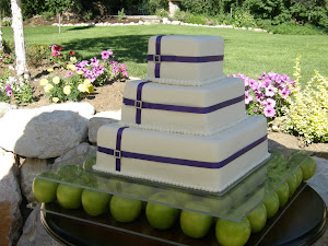 3-tier square fondant