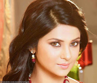 Download Jennifer Winget photo 