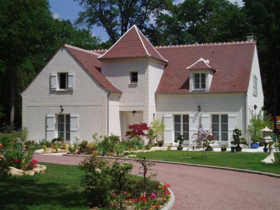 plan maison avec tour centrale - Domainière Maisons Babeau Seguin