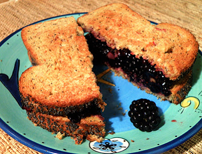 Thick and Succulent Smushberry Sandwich