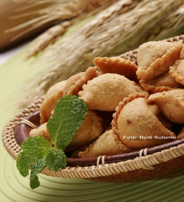 Aneka Resep Masakan & Kue Kering: Pastel Kering Isi Abon