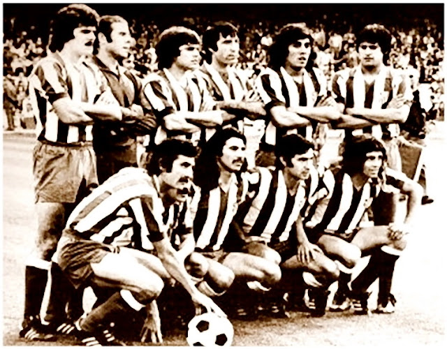 CLUB ATLÉTICO DE MADRID. Temporada 1975-76. Leal, Reina, Marcelino, Panadero Díaz, Heredia y Benegas. Capón, Salcedo, Rubén Ayala, Gárate y Becerra. F. C. BARCELONA 2 CLUB ATLÉTICO DE MADRID 3 Resultado eliminatoria: CLUB ATLÉTICO DE MADRID 4 FC BARCELONA 3 Domingo 30/05/1976, 19:30 horas. Copa del Generalísimo, cuartos de final, partido de ida. Barcelona, Nou Camp. GOLES: ⚽1-0: 29’, Clares. ⚽1-1: 57’, Rubén Ayala, de penalti. ⚽1-2: 69’, Leal. ⚽2-2: 74’, Juan Carlos Heredia. ⚽2-3: 78’, Aguilar.