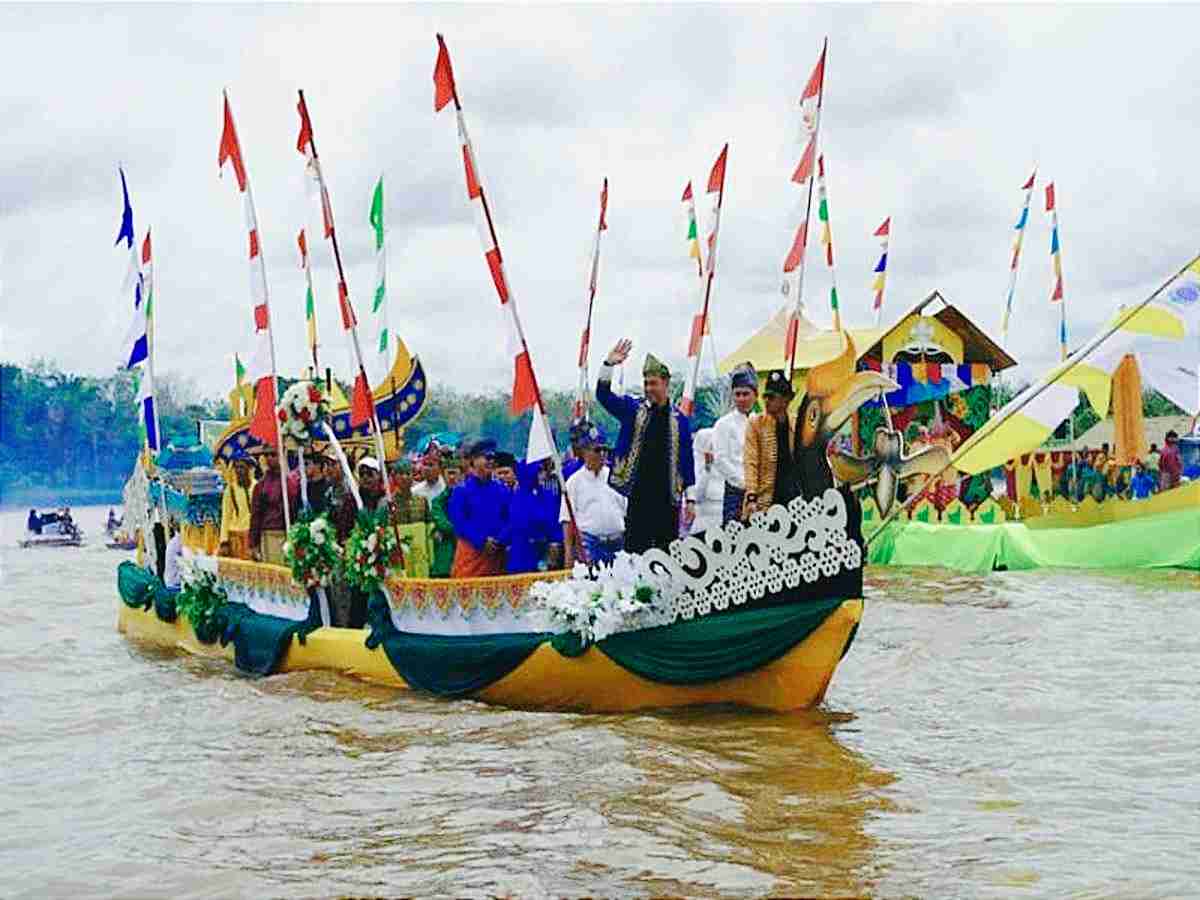 Hari Jadi ke 223 Tahun Kerajaan Jongkong, Bupati Kapuas Hulu Ajak Masyarakat Perkuat Kerukunan Umat Beragama