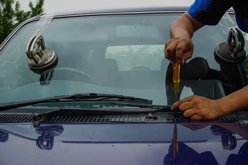 Change Your Car Windows With Car Window Replacement Oakland Service