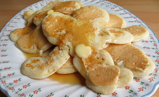 Ma's Pancake Men for Pancake Day