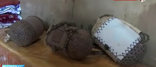 Awalnya Sofyan mengumpulkan tempurung kelapa dari pasar atau rumah-rumah warga. Sofyan kemudian mensortir dan menghaluskan tempurung kelapa, serta mulai mengolah sesuai pesanan.
