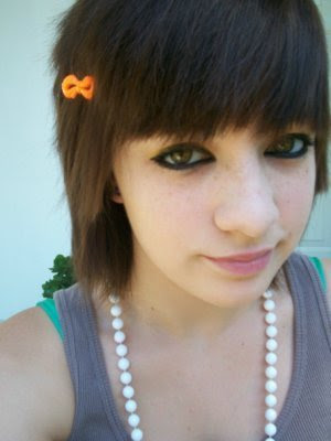 emo fringe hairstyles. Emo girls hairstyle with bangs