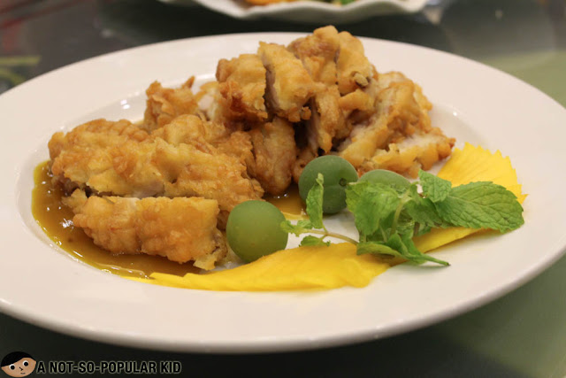 Crispy Chicken in Mango Plum Sauce of King Chef