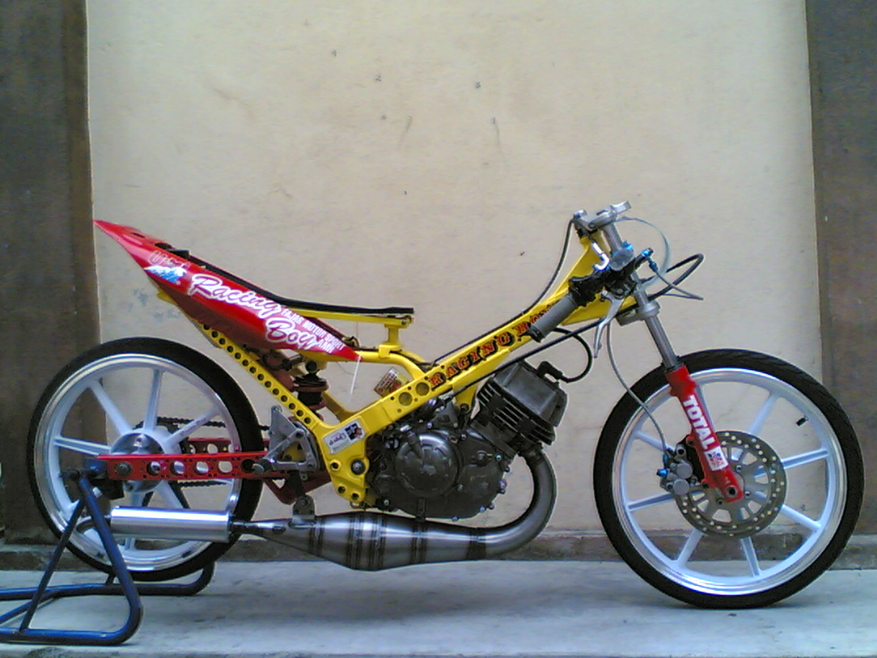 Yamaha125zr Yamaha 125 Sample