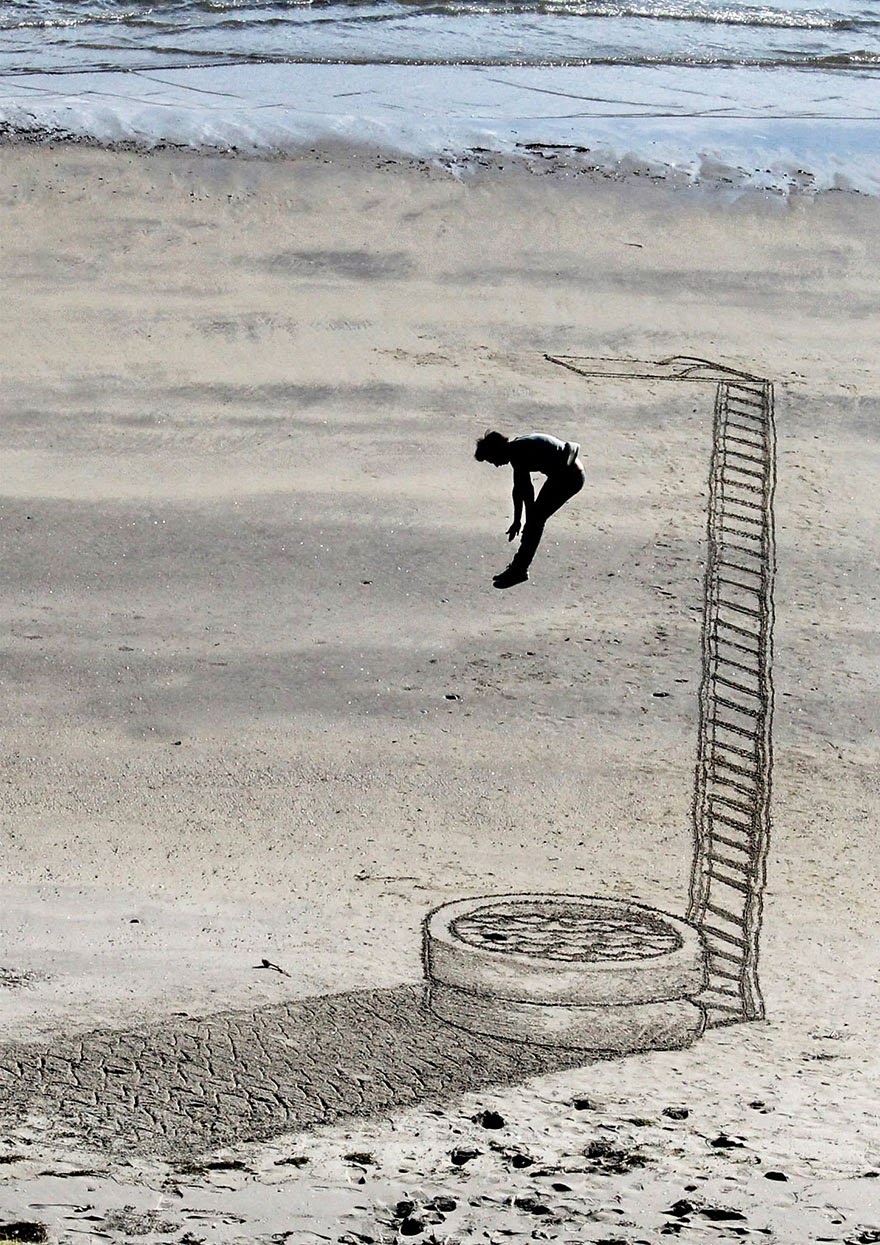 Mind-Bending 3D Beach Art By NZ Artist Jamie Harkins