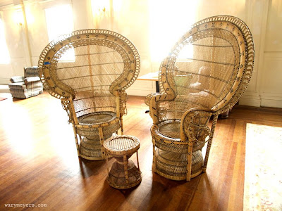 Site Blogspot  Wicker   on This Pair Of Awesome Wicker Peacock Chairs Found At A Yard Sale Up In