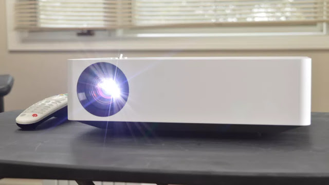 LG HU70LA 4K CineBeam Projector review