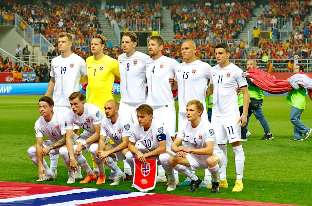 SELECCIÓN DE NORUEGA. Temporada 2022-23. Alexander Sørloth, Ørjan Nyland, Sander Berge, Stefan Strandberg, Leo Skiri Østigård, Mohamed Elyounoussi. Patrick Berg, Marcus Pedersen, Fredrik Aursnes, Martin Ødegaard, Birger Meling. SELECCIÓN DE ESPAÑA 3 SELECCIÓN DE NORUEGA 0 Sábado 25/03/2023, 20:45 horas. XVII Eurocopa de fútbol 2024, fase de clasificación, Grupo A, jornada 1. Málaga, España, estadio de La Rosaleda: 29.214 espectadores. GOLES: ⚽1-0: 13’, Dani Olmo. ⚽2-0: 83’, Joselu. ⚽85’, Joselu.