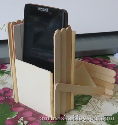 Popsicle sticks Mobile Stand (13)