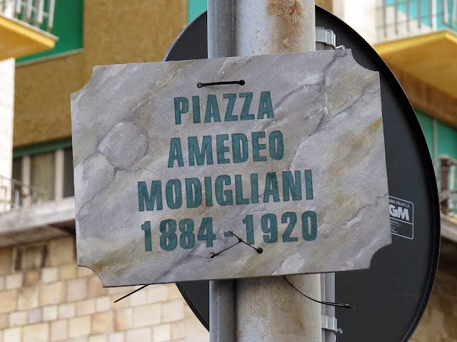 Cartello Piazza Amedeo Modigliani, piazza Attias, Livorno