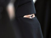 تحقیق: کرونا باعث می شود زنان مسلمان محجبه در غرب مورد احترام مجدد قرار گیرند