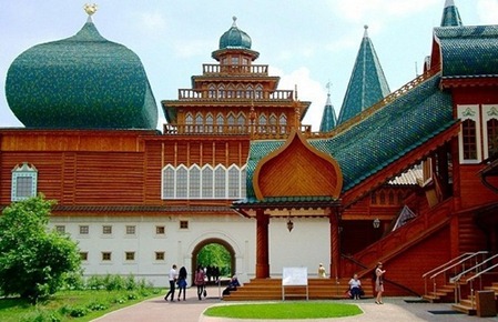 wooden-palace-in-Kolomna-Russia-2