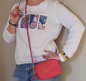 fashion blog, fashion blogger, purses in the kitchen, outfit post, felpa con scritta, stradivarius, zara, Excape, occhiali da sole camo, mini bag, orologio Millelire, Millelire, Forever 21, Levis, boyfriend jeans, 