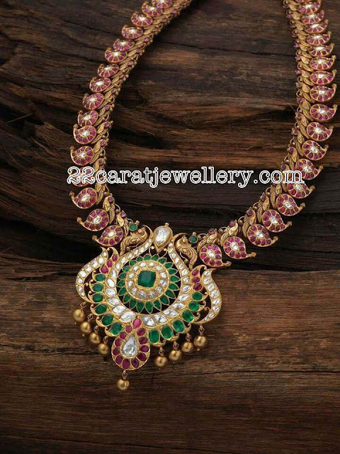 Mango Set with Emerald Locket