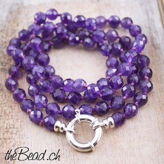 https://www.thebead.ch/product_info.php?info=p2520_halskette-amethyst-kugelkette--zwei-laengen-zur-wahl.html