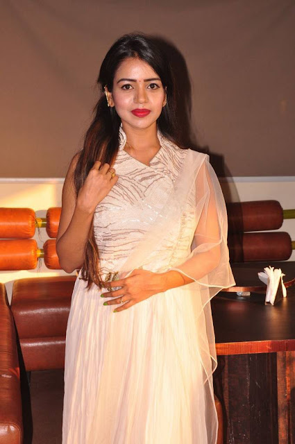 Indian actress Bhavya sri hot images in white dress