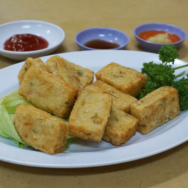 Crispy beancurd goes well with the chicken rice chili