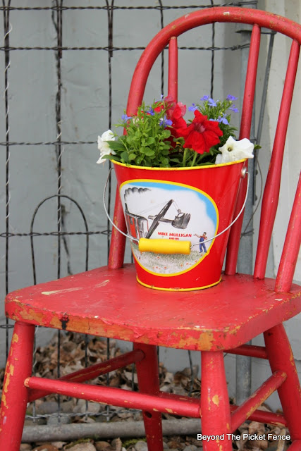 junk planters, upcycled, old chair, garden junk, http://bec4-beyondthepicketfence.blogspot.com/2016/05/junk-planters.html