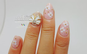 Pink nail art 