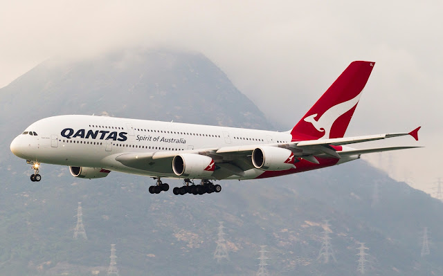 Qantas Airways A380-800 Approaching